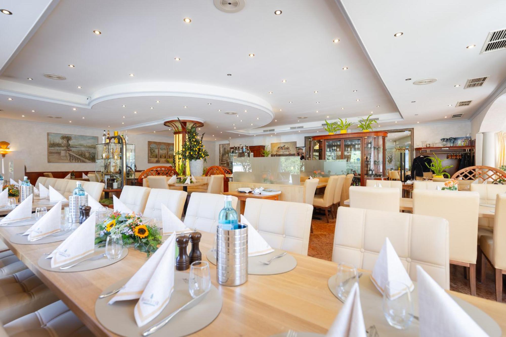 Hotel Restaurant Bismarckturm Аахен Екстер'єр фото